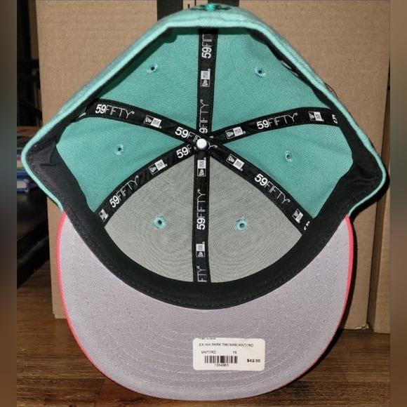 New Era/Hat Club/Ink Park-Tiki Man-Mint/Infrared Pink-Size 7 5/8 - Picture 5 of 6